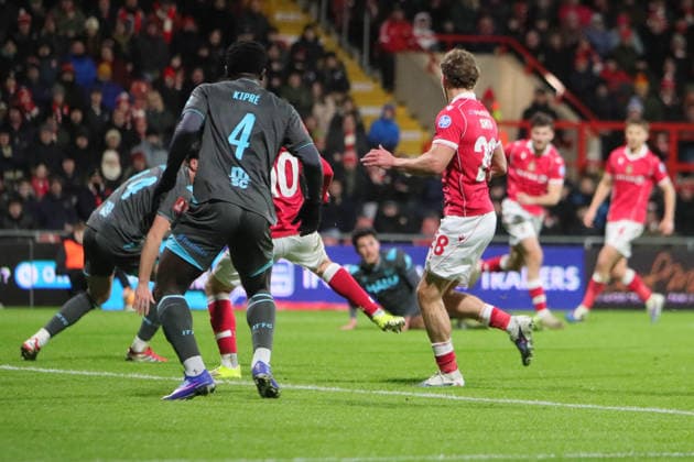 Wrexham FC v Ipswich Town, FA Cup Josh Windass of Wrexham scores their first goal during the FA Cup match between Wrexham FC and Ipswich Town at the Racecourse Ground, Wrexham, UK on 13 February 2026. Wrexham Racecourse Ground Wales UK Editorial use only DataCo restrictions apply See www.football-dataco.com , Copyright: xAlunxRobertsx PSI-23749-0091