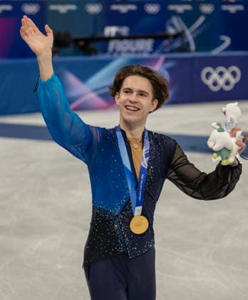 February 14, 2026, Milan, Lombardy, Italy: Kazakhstans MIKHAIL SHAIDOROV takes the gold medal and celebrates after the menÃ¢â‚¬â ¢s Figure skating, Eiskunstlauf Friday at the Milano Ice Skating Arena during this Milano Cortina 2026 Olympics. Milan Italy - ZUMAa35_ 20260214_oly_a35_020 Copyright: xDanielxA.xAndersonx