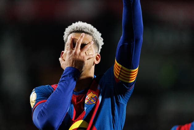 Ronald Araujo seen celebrating after goal during Copa Del Rey quarterfinal game between teams of Albacete Balompie and FC Barcelona, Barca (Maciej Rogowski Ball Raw Images) Albacete Estadio Carlos Belmonte Spain Copyright: xMaciejxRogowskix maciejrogowski_albacete_fcbarcelona_2526-253