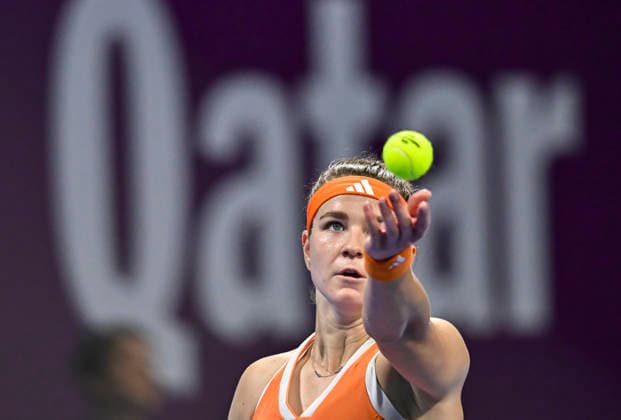 February 13, 2026, Doha, Qatar: Karolina Muchova of the Czech Republic plays against Maria Sakkari of Greece ( not in view) during their women s singles semifinal match at the WTA, Tennis Damen Qatar TotalEnergies Open 2026 tennis tournament at the Khalifa International Tennis Complex. Karolina Muchova won against Maria Sakkari 3-6,6-4,6-1. Doha Qatar - ZUMAs197 20260213_aaa_s197_652 Copyright: xNoushadxVariyattiyakkalx