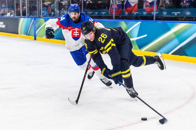 260214 Peter Ceresnak of Slovakia and Rasmus Dahlin of Sweden in the men s Ice hockey, Eishockey game between Sweden and Slovakia during day 8 of the 2026 Winter Olympics on February 14, 2026 in Milan. Photo: Carl Sandin BILDBYRAN kod CS CS0879 ishockey ice hockey Olympic Games, Olympische Spiele, Olympia, OS olympics winter olympics os ol olympiska spel vinter-os olympiske leker milano cortina 2026 milan cortina 2026 milano cortina 2026 olympic games milano cortina 2026 winter olympic games milano cortina-os milano cortina-ol vinter-ol 8 bbeng sverige sweden slovakien slovakia *** 260214 Peter Ceresnak of Slovakia and Rasmus Dahlin of Sweden in the men s ice hockey game between Sweden and Slovakia during day 8 of the 2026 Winter Olympics on February 14, 2026 in Milan Photo Carl Sandin BILDBYRAN kod CS CS0879 ishockey ice hockey olympic games olympics winter olympics os ol olympiska spel vinter os olympiske leker milano cortina 2026 milan cortina 2026 milano cortina 2026 olympic games milano cortina 2026 winter olympic games milano cortina os milano cortina ol vinter ol 8 bbeng sverige sweden slovakien slovakia  Copyright: CARLxSANDIN BB260214CS022