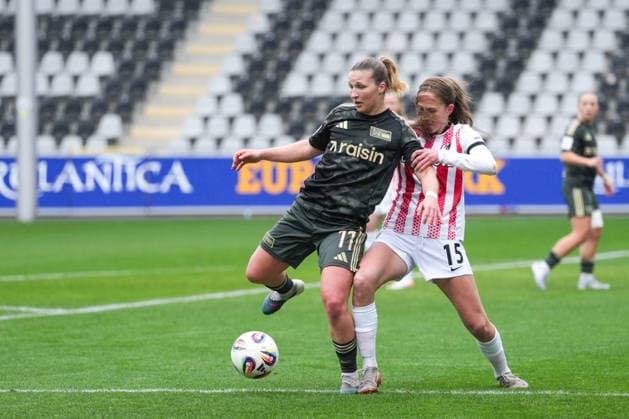 Google Pixel Womens Bundesliga SC Freiburg vs 1 FC Union Berlin, 14 02 2026 duel between Dina Orschmann 1 FC Union Berlin, 11 and Maj Schneider SC Freiburg, 15 Google Pixel Womens Bundesliga SC Freiburg vs 1 FC Union Berlin, Dreisamstadion, 14 02 2026 DFB DFL REGULATIONS PROHIBIT ANY USE OF PHOTOGRAPHS AS IMAGE SEQUENCES AND OR QUASI VIDEO Copyright: xBEAUTIFULxSPORTS Boscox