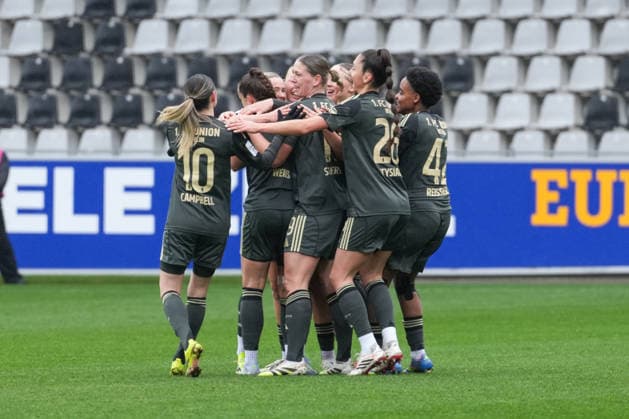 Google Pixel Womens Bundesliga SC Freiburg vs 1 FC Union Berlin, 14 02 2026 Goal celebration to 0 1 by Anna Weiß 1 FC Union Berlin, 21 Google Pixel Womens Bundesliga SC Freiburg vs 1 FC Union Berlin, Dreisamstadion, 14 02 2026 DFB DFL REGULATIONS PROHIBIT ANY USE OF PHOTOGRAPHS AS IMAGE SEQUENCES AND OR QUASI VIDEO Copyright: xBEAUTIFULxSPORTS Boscox