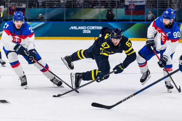 260214 Rickard Rakell of Sweden and Adam Ruzicka and Tomas Tatar of Slovakia in the men s Ice hockey, Eishockey game between Sweden and Slovakia during day 8 of the 2026 Winter Olympics on February 14, 2026 in Milan. Photo: Emma Wallskog BILDBYRAN kod EW CS0879 ishockey ice hockey Olympic Games, Olympische Spiele, Olympia, OS olympics winter olympics os ol olympiska spel vinter-os olympiske leker milano cortina 2026 milan cortina 2026 milano cortina 2026 olympic games milano cortina 2026 winter olympic games milano cortina-os milano cortina-ol vinter-ol 8 bbeng sverige sweden slovakien slovakia *** 260214 Rickard Rakell of Sweden and Adam Ruzicka and Tomas Tatar of Slovakia in the men s ice hockey game between Sweden and Slovakia during day 8 of the 2026 Winter Olympics on February 14, 2026 in Milan Photo Emma Wallskog BILDBYRAN kod EW CS0879 ishockey ice hockey olympic games olympics winter olympics os ol olympiska spel vinter os olympiske leker milano cortina 2026 milan cortina 2026 milano cortina 2026 olympic games milano cortina 2026 winter olympic games milano cortina os milano cortina ol vinter ol 8 bbeng sverige sweden slovakien slovakia  Copyright: EMMAxWALLSKOG BB260214EW029