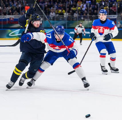 260214 Lucas Raymond of Sweden and Simon Nemec of Slovakia in the men s Ice hockey, Eishockey game between Sweden and Slovakia during day 8 of the 2026 Winter Olympics on February 14, 2026 in Milan. Photo: Emma Wallskog BILDBYRAN kod EW CS0879 ishockey ice hockey Olympic Games, Olympische Spiele, Olympia, OS olympics winter olympics os ol olympiska spel vinter-os olympiske leker milano cortina 2026 milan cortina 2026 milano cortina 2026 olympic games milano cortina 2026 winter olympic games milano cortina-os milano cortina-ol vinter-ol 8 bbeng sverige sweden slovakien slovakia *** 260214 Lucas Raymond of Sweden and Simon Nemec of Slovakia in the men s ice hockey game between Sweden and Slovakia during day 8 of the 2026 Winter Olympics on February 14, 2026 in Milan Photo Emma Wallskog BILDBYRAN kod EW CS0879 ishockey ice hockey olympic games olympics winter olympics os ol olympiska spel vinter os olympiske leker milano cortina 2026 milan cortina 2026 milano cortina 2026 olympic games milano cortina 2026 winter olympic games milano cortina os milano cortina ol vinter ol 8 bbeng sverige sweden slovakien slovakia  Copyright: EMMAxWALLSKOG BB260214EW030