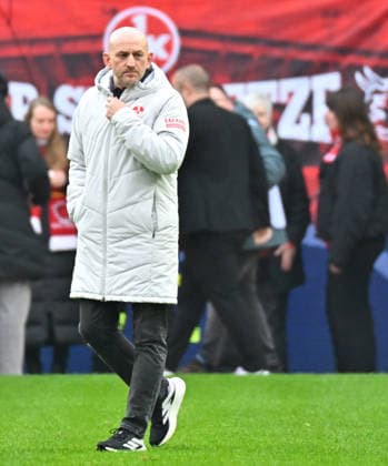 14 02 2026 Soccer Season 2025 2026 2 Soccer Bundesliga 22 Matchday 1 FC Kaiserslautern FCK Rote Teufel SpVgg Greuther Fürth SGF Kleeblatt Sportfoto Zink MeZi xmexzix DFL regulations prohibit any use of photographs as image sequences and or quasi video only for editorial use Torsten Lieberknecht Trainer 1 FC Kaiserslautern FCK