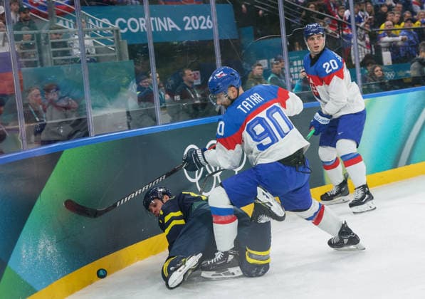 Winter Olympics - Men s Ice hockey, Eishockey - Sweden v Slovakia Tomas Tatar (90) of Slovakia d during the men s ice hockey game between Sweden and Slovakia d during the 2026 Winter Olympics on February 14, 2026 in Milan, Italy. Photo by Alexis Jumeau ABACAPRESS.COM Milan Italy  Copyright: xJumeauxAlexis ABACAx
