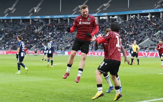Benjamin Källman cheers after 0 2 joy emotion jubilation Sport Football Soccer DFL 2 Bundesliga Men 22 Matchday Season 2025 2026 14 02 2026 Hertha BSC Berlin vs Hannover 96 DFL regulations prohibit any use of photographs as image sequences and or quasi video