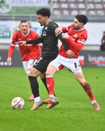 14 02 2026 Soccer Season 2025 2026 2 Soccer Bundesliga 22 Matchday 1 FC Kaiserslautern FCK Rote Teufel SpVgg Greuther Fürth SGF Kleeblatt Sportfoto Zink xwoxzix DFL regulations prohibit any use of photographs as image sequences and or quasi video only for editorial use Sayfallah Ltaief 47, SpVgg Greuther Fürth Semih Sahin 8, 1 FC Kaiserslautern FCK