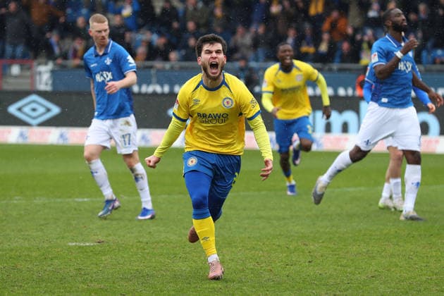 Braunschweig vs Darmstadt, 2 BL Braunschweig, 14 02 2026, Soccer, Men, 2 BL, Season 2025 2026, Eintracht Braunschweig vs SV Darmstadt 98 Mehmet Can Aydin Eintracht Braunschweig cheers with teammates after his penalty goal for 1 0 DFL DFB REGULATIONS PROHIBIT ANY USE OF PHOTOGRAPHS as IMAGE SEQUENCES and or QUASI VIDEO Stadion an der Hamburger Straße Niedersachsen Germany