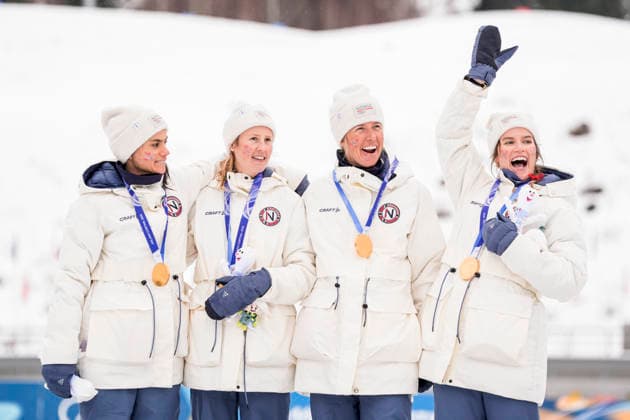 Winter Olympics in Milan Cortina 2026 Val di Fiemme, Italy 20260214. Heidi Weng, Karoline Simpson-Larsen, Astrid oyre Slind and Kristin Austgulen Fosnaes from Norway on the podium after the women s 4 x 7.5 km cross-country relay at Lago di Tesero during the Winter Olympics in Milano Cortina 2026. Photo: Terje Pedersen NTB Val di Fiemme Italy EDITORIAL USE ONLY. RESTRICTED USE FOR BETTING COMPANIES Ref:_SPOBliK7NWA3Rg.jpg *** Winter Olympics in Milan Cortina 2026 Val di Fiemme, Italy 20260214 Heidi Weng, Karoline Simpson Larsen, Astrid oyre Slind and Kristin Austgulen Fosnaes from Norway on the podium after the women s 4 x 7 5 km cross country relay at Lago di Tesero during the Winter Olympics in Milano Cortina 2026 Photo Terje Pedersen NTB Val di Fiemme Italy EDITORIAL USE ONLY RESTRICTED USE FOR BETTING COMPANIES  Copyright: xTerjexPedersenx xNTBx