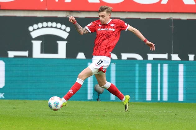 14 02 2026, xrekx, Soccer 2 Bundesliga, 1 FC Kaiserslautern SpVgg Greuther Fuerth v l Norman Bassette 1 FC Kaiserslautern DFL DFB REGULATIONS PROHIBIT ANY USE OF PHOTOGRAPHS as IMAGE SEQUENCES and or QUASI VIDEO Kaiserslautern