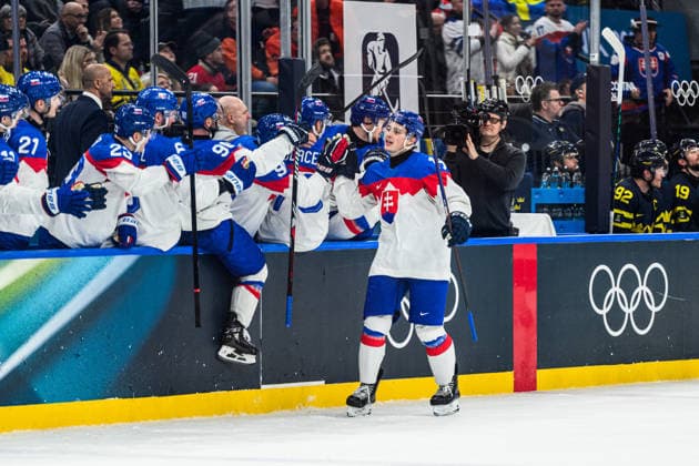 260214 Dalibor Dvorsky of Slovakia celebrates 5-3 in the men s Ice hockey, Eishockey game between Sweden and Slovakia during day 8 of the 2026 Winter Olympics on February 14, 2026 in Milan. Photo: Carl Sandin BILDBYRAN kod CS CS0879 ishockey ice hockey Olympic Games, Olympische Spiele, Olympia, OS olympics winter olympics os ol olympiska spel vinter-os olympiske leker milano cortina 2026 milan cortina 2026 milano cortina 2026 olympic games milano cortina 2026 winter olympic games milano cortina-os milano cortina-ol vinter-ol 8 bbeng sverige sweden slovakien slovakia jubel *** 260214 Dalibor Dvorsky of Slovakia celebrates 5 3 in the men s ice hockey game between Sweden and Slovakia during day 8 of the 2026 Winter Olympics on February 14, 2026 in Milan Photo Carl Sandin BILDBYRAN kod CS CS0879 ishockey ice hockey olympic games olympics winter olympics os ol olympiska spel vinter os olympiske leker milano cortina 2026 milan cortina 2026 milano cortina 2026 olympic games milano cortina 2026 winter olympic games milano cortina os milano cortina ol vinter ol 8 bbeng sverige sweden slovakien slovakia jubel  Copyright: CARLxSANDIN BB260214CS097
