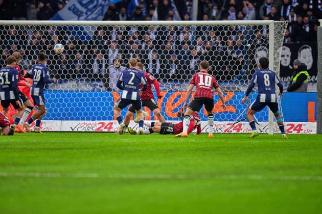 Julian Eitschberger Hertha BSC, 02 , Goal to 2 3, GER, Hertha BSC vs ,Hannover 96, 2 Bundesliga, Season 2025 2026, 22 Matchday, 14 02 2026 DFL REGULATIONS PROHIBIT ANY USE OF PHOTOGRAPHS AS IMAGE SEQUENCES AND OR QUASI VIDEO GER, Hertha BSC vs ,Hannover 96, 2 Bundesliga, Season 2025 2026, 22 Matchday, 14 02 2026 Berlin Copyright: xClaudiusxRauch,xEibner-Pressefotox xClaudiusxRauchx EP_CRH