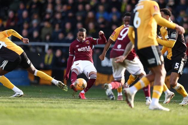 Crysencio Summerville of West Ham United scores a goal and celebrates 0-1. Burton Albion v West Ham United, Emirates FA Cup, Fourth Round, Football, Pirelli Stadium, Burton upon Trent, UK - 14 Feb 2026Burton upon Trent Pirelli Stadium United Kingdom EDITORIAL USE ONLY No use with unauthorised audio, video, data, fixture lists, club league logos or live services. Online in-match use limited to 120 images, no video emulation. No use in betting, games or single club league player publications. Copyright: xRyanxBrowne Shutterstockx 16608141au