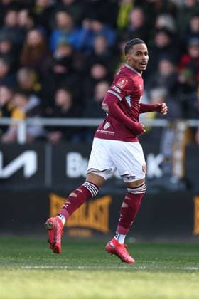 Crysencio Summerville of West Ham United scores a goal and celebrates 0-1. Burton Albion v West Ham United, Emirates FA Cup, Fourth Round, Football, Pirelli Stadium, Burton upon Trent, UK - 14 Feb 2026Burton upon Trent Pirelli Stadium United Kingdom EDITORIAL USE ONLY No use with unauthorised audio, video, data, fixture lists, club league logos or live services. Online in-match use limited to 120 images, no video emulation. No use in betting, games or single club league player publications. Copyright: xRyanxBrowne Shutterstockx 16608141ax