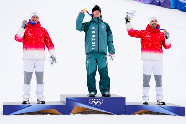 Winter Olympics in Milan Cortina 2026 Bormio, Italy 20260214. Marco Odermatt from Switzerland, Lucas Pinheiro Braathen from Brazil and Loic Meillard from Switzerland on the podium after the men s alpine giant slalom during the Winter Olympics in Milano Cortina 2026. Photo: Cornelius Poppe NTB Bormio Italy EDITORIAL USE ONLY. RESTRICTED USE FOR BETTING COMPANIES Ref:_SPO5qRuBlOUS00.jpg *** Winter Olympics in Milan Cortina 2026 Bormio, Italy 20260214 Marco Odermatt from Switzerland, Lucas Pinheiro Braathen from Brazil and Loic Meillard from Switzerland on the podium after the men s alpine giant slalom during the Winter Olympics in Milano Cortina 2026 Photo Cornelius Poppe NTB Bormio Italy EDITORIAL USE ONLY RESTRICTED USE FOR BETTING COMPANIES  Copyright: xCorneliusxPoppex xNTBx