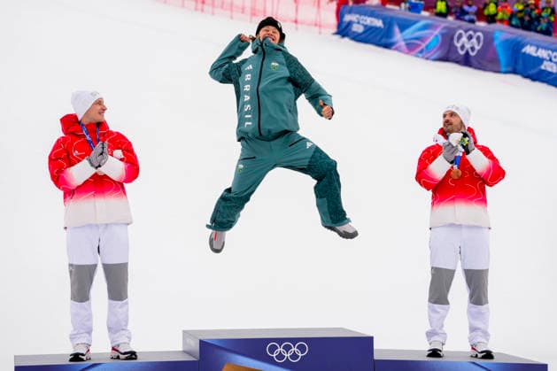 Winter Olympics in Milan Cortina 2026 Bormio, Italy 20260214. Marco Odermatt from Switzerland, Lucas Pinheiro Braathen from Brazil and Loic Meillard from Switzerland on the podium after the men s alpine giant slalom during the Winter Olympics in Milano Cortina 2026. Photo: Cornelius Poppe NTB Bormio Italy EDITORIAL USE ONLY. RESTRICTED USE FOR BETTING COMPANIES Ref:_SPOCIsznqSSFpw.jpg *** Winter Olympics in Milan Cortina 2026 Bormio, Italy 20260214 Marco Odermatt from Switzerland, Lucas Pinheiro Braathen from Brazil and Loic Meillard from Switzerland on the podium after the men s alpine giant slalom during the Winter Olympics in Milano Cortina 2026 Photo Cornelius Poppe NTB Bormio Italy EDITORIAL USE ONLY RESTRICTED USE FOR BETTING COMPANIES  Copyright: xCorneliusxPoppex xNTBx