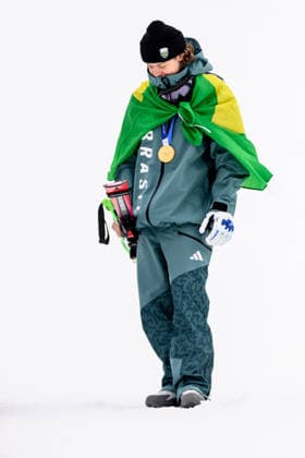 260214 Lucas Pinheiro Braathen of Brazil with his gold medal on the podium after the men s alpine skiing giant slalom during day 8 of the 2026 Winter Olympics on February 14, 2026 in Bormio. Photo: Vegard Grott BILDBYRAN kod VG VG0876 bbeng alpint alpine skiing Olympic Games, Olympische Spiele, Olympia, OS olympics winter olympics os ol olympiska spel vinter-os olympiske leker milano cortina 2026 milan cortina 2026 milano cortina 2026 olympic games milano cortina 2026 winter olympic games milano cortina-os milano cortina-ol vinter-ol storslalom giant slalom storslalam guld gold *** 260214 Lucas Pinheiro Braathen of Brazil with his gold medal on the podium after the men s alpine skiing giant slalom during day 8 of the 2026 Winter Olympics on February 14, 2026 in Bormio Photo Vegard Grott BILDBYRAN kod VG VG0876 bbeng alpine alpine skiing olympic games olympics winter olympics os ol olympiska spel vinter os olympiske leker milano cortina 2026 milan cortina 2026 milano cortina 2026 olympic games milano cortina 2026 winter olympic games milano cortina os milano cortina ol vinter ol storslalom giant slalom storslalam guld gold  Copyright: VEGARDxGRoTT BB260214VG081