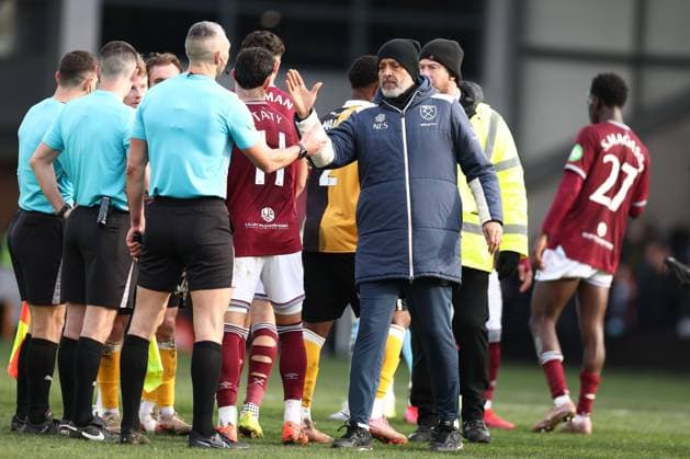 Nuno Espirito Santo Manager of West Ham United shakes hands with the officials. Burton Albion v West Ham United, Emirates FA Cup, Fourth Round, Football, Pirelli Stadium, Burton upon Trent, UK - 14 Feb 2026Burton upon Trent Pirelli Stadium United Kingdom EDITORIAL USE ONLY No use with unauthorised audio, video, data, fixture lists, club league logos or live services. Online in-match use limited to 120 images, no video emulation. No use in betting, games or single club league player publications. Copyright: xRyanxBrowne Shutterstockx 16608141bq