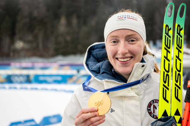 260214 Gold medalist Maren Kirkeeide of Norway poses with her gold medal in women s biathlon 7,5 km sprint during day 8 of the 2026 Winter Olympics on February 14, 2026 in Anterselva. Photo: Jon Olav Nesvold BILDBYRAN COP 217 MB1327 skidskytte biathlon skiskyting Olympic Games, Olympische Spiele, Olympia, OS olympics winter olympics os ol olympiska spel vinter-os olympiske leker milano cortina 2026 milan cortina 2026 milano cortina 2026 olympic games milano cortina 2026 winter olympic games milano cortina-os milano cortina-ol vinter-ol 8 bbeng sprint dam kvinner women jubel Norway norge Gold guld medal medalj *** 260214 Gold medalist Maren Kirkeeide of Norway poses with her gold medal in women s biathlon 7,5 km sprint during day 8 of the 2026 Winter Olympics on February 14, 2026 in Anterselva Photo Jon Olav Nesvold BILDBYRAN COP 217 MB1327 biathlon biathlon biathlon olympic games olympics olympics winter olympics os ol olympiska spel vinter os olympiske leker milano cortina 2026 milan cortina 2026 milano cortina 2026 olympic games milano cortina 2026 winter olympic games milano cortina os milano cortina ol vinter ol 8 bbeng sprint dam kvinner women jubel Norway norge Gold guld medal medalj  Copyright: JONxOLAVxNESVOLD BB260214JE065