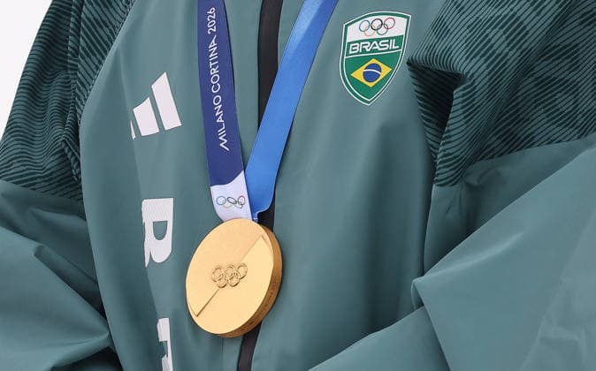Milano Cortina 2026 - XXV Olympic Winter games, Winterspiele,Spiele, Summer games Bormio - Italy Alpine skiing - Men s Giant Slalom Image Show: Gold Medal PINHEIRO BRAATHEN Lucas (BRA)  Copyright: xSergioxBisi IPAxSportx xipa-agency.netx xx IPA_71495845 IPA_Agency_IPA71495845