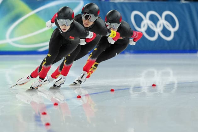Team China competing for the Olympic Speed skating, Eisschnelllauf Women s Team Pursuit Quarterfinals for the Milano Cortina 2026 Winter Olympics, in Milan (Italy) February 14, 2026 (Photo Claudio Furlan LaPresse)  Copyright: xClaudioxFurlan LaPressex
