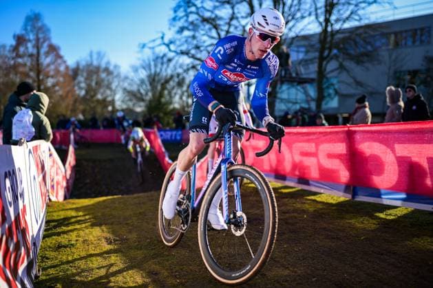 Belgian Niels Vandeputte pictured in action during the elite men race of the Waaslandcross cyclocross cycling event, Saturday 14 February 2026 in Sint-Niklaas, the seventh and last race of the Exact Cross competition. DAVIDxPINTENS  x163408774x