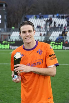 Fiorentina s Nicolo Fagioli Panini player of the match during the Serie A soccer match between Como and Fiorentina at the Giuseppe Sinigaglia stadium in Como, north Italy - February 14, 2026 - Soccer.  Copyright: xAntonioxSaia LaPressex