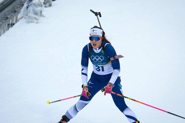 Antholz, Italien 14. Februar 2026: Biathlon Sprint Frauen 7,5 km - Olympia 2026 Im Bild: Sonja Leinamo (FIN) im Zielbereich. Anterselva Biathlon Arena *** Antholz, Italy February 14, 2026 Biathlon Sprint Women 7.5 km Olympia 2026 In the picture Sonja Leinamo FIN in the finish area Anterselva Biathlon Arena Copyright: xFotostandx xHettichx