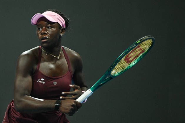 Qatar TotalEnergies Open 2026 - Singles Final DOHA, QATAR FEBRUARY 14: Victoria Mboko of Canada against Karolina Muchova of the Czech Republic competes in the singles final on Day Seven of the Qatar TotalEnergies Open, part of the Hologic WTA, Tennis Damen Tour, at the Khalifa International Tennis and Squash Complex on February 14, 2026 in Doha, Qatar. Doha Qatar  Copyright: xArturxWidakx originalFilename:widak-qatartot260214_npdSd.jpg