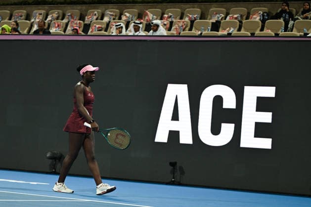 Qatar TotalEnergies Open 2026 - Singles Final DOHA, QATAR FEBRUARY 14: Victoria Mboko of Canada against Karolina Muchova of the Czech Republic competes in the singles final on Day Seven of the Qatar TotalEnergies Open, part of the Hologic WTA, Tennis Damen Tour, at the Khalifa International Tennis and Squash Complex on February 14, 2026 in Doha, Qatar. Doha Qatar  Copyright: xArturxWidakx originalFilename:widak-qatartot260214_npJeF.jpg