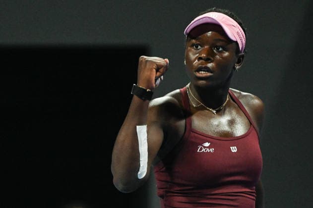 Qatar TotalEnergies Open 2026 - Singles Final DOHA, QATAR FEBRUARY 14: Victoria Mboko of Canada against Karolina Muchova of the Czech Republic competes in the singles final on Day Seven of the Qatar TotalEnergies Open, part of the Hologic WTA, Tennis Damen Tour, at the Khalifa International Tennis and Squash Complex on February 14, 2026 in Doha, Qatar. Doha Qatar  Copyright: xArturxWidakx originalFilename:widak-qatartot260214_npyXp.jpg