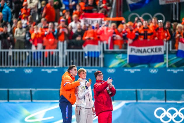 2026-02-14 - Milano Cortina 2026 Winter Olympics 500m Men MILAN, ITALY - FEBRUARY 14: Jenning De Boo of Netherlands, Jordan Stolz of United States of America, Laurent Dubreuil of Canada during the 500m Men of the Milano Cortina 2026 Winter Olympics at the Milano Speed skating, Eisschnelllauf Arena on February 14, 2026 in Milan, Italy Milan Milano Speed Skating Arena Italy Content not available for redistribution in The Netherlands directly or indirectly through any third parties. Copyright: xAndrexWeeningx