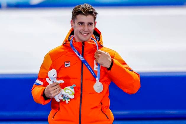Jenning de Boo of the Netherlands smiling during the medal ceremony after Men s 500m, Milano Cortina 2026 Winter Olympics: Day 8, Speed skating, Eisschnelllauf - Milano Cortina 2026 Winter Olympics: Day 8, Milano Speed Skating Stadium, February 14, 2026, Milan, Italy.