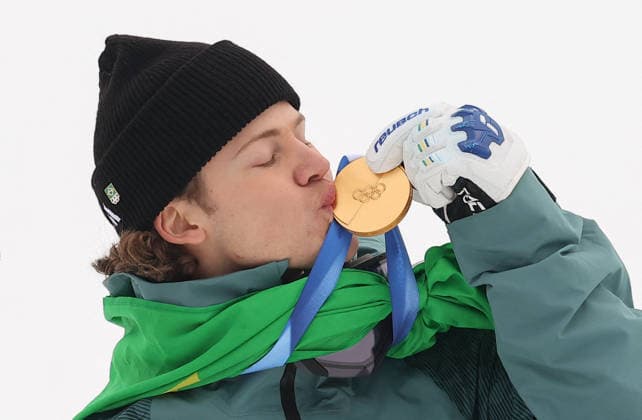 GIOCHI OLIMPICI - Olimpiadi Invernali Milano-Cortina 2026 - Alpine Skiing Men s Giant Slalom Milano Cortina 2026 - XXV Olympic Winter games, Winterspiele,Spiele, Summer games Bormio - Italy Alpine skiing - Men s Giant Slalom Image Show: Gold Medal PINHEIRO BRAATHEN Lucas (BRA) Cortina D Ampezzo Italy  Copyright: xIPAxSport ABACAx