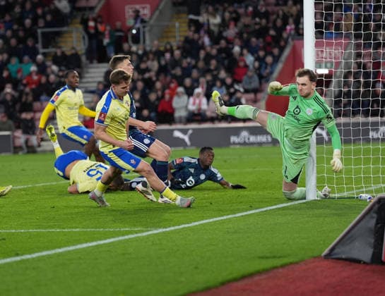 Southampton v Leicester City, FA Cup Fourth round, Football, St Marys Stadium, Southampton, UK - 14 Feb 2026 GOAL - James Bree of Southampton scores and put Saints I™m front during extra time. Southampton St Marys Stadium Southampton GBR, UK NEWSPAPERS OUT Copyright: xSeanxRyanx