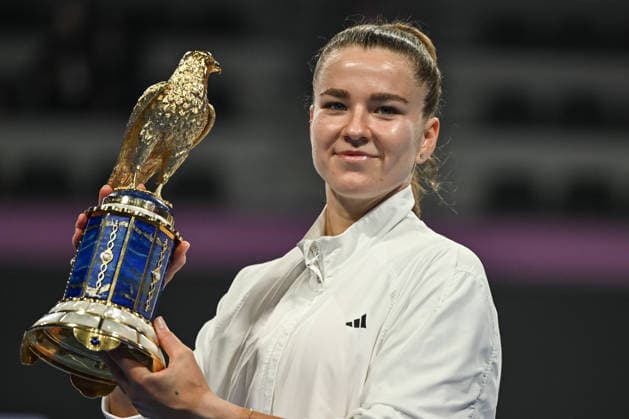 Qatar TotalEnergies Open 2026 - Singles Final DOHA, QATAR FEBRUARY 14: Karolina Muchova of the Czech Republic holds the Golden Falcon trophy after defeating Victoria Mboko of Canada in the singles final on Day Seven of the Qatar TotalEnergies Open, part of the Hologic WTA, Tennis Damen Tour, at the Khalifa International Tennis and Squash Complex on February 14, 2026 in Doha, Qatar. Doha Qatar  Copyright: xArturxWidakx originalFilename:widak-qatartot260214_npbUd.jpg