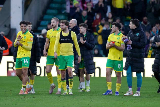 Norwich City v West Bromwich Albion Emirates FA Cup The Norwich players at the end of the Emirates FA Cup Fourth Round match at Carrow Road, Norwich 14 02 2026 Commissioned for use in Newsquest Norfolk titles only. All other titles fees apply. UK Newspapers OUT Copyright: xPaulxChestertonx FIL-22967-0181