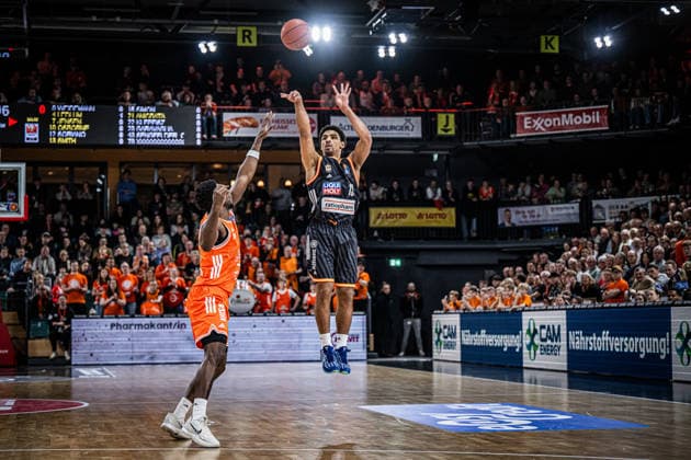 1 Basketball Bundesliga, easyCredit BBL, Season 2025 2026, Men, Main Round, 20 Matchday, 14 02 2026, RASTA Vechta ratiopharm Ulm Mark Smith 13 ratiopharm ulm at Jumpshot Vechta RASTA Dome Lower Saxony Germany