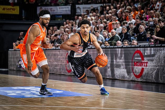 1 Basketball Bundesliga, easyCredit BBL, Season 2025 2026, Men, Main round, 20 Matchday, 14 02 2026, RASTA Vechta ratiopharm Ulm Mark Smith 13 ratiopharm ulm in action Vechta RASTA Dome Lower Saxony Germany