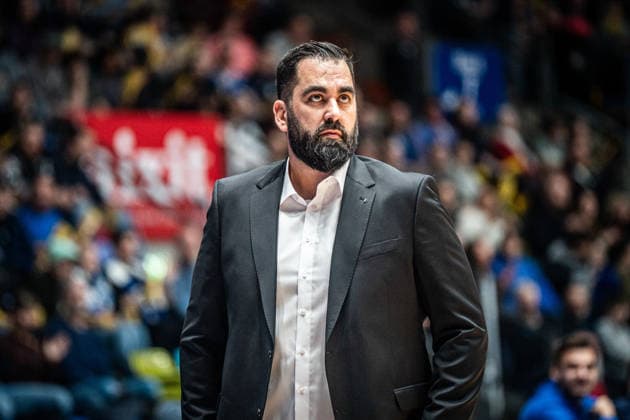 14 02 2026, xhfmx, Basketball easyCredit BBL Bundesliga, Frankfurt Skyliners Braunschweig Löwen Ramon Diaz Sanchez Trainer Basketball Löwen Braunschweig DFL DFB REGULATIONS PROHIBIT ANY USE OF PHOTOGRAPHS as IMAGE SEQUENCES and or QUASI VIDEO Frankfurt am Main