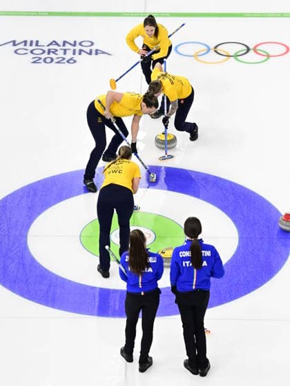 CORTINA, ITALIEN 20260214 Lag Hasselborg under damernas gruppspelsmatch, omgang 5, mellan Italien och Sverige i OS-curlingen i Cortina. *** Bilden ingar i SPORTPAKET. För övriga BETALBILD ** CORTINA ITALIEN x10030x *** CORTINA, ITALY 20260214 Team Hasselborg during the womens group stage match, round 5, between Italy and Sweden in the Olympic curling in Cortina The picture is in SPORTPAKET For others PAYPICTURE CORTINA ITALY x10030x  Copyright: xJonasxEkströmer TTx OS 2026 CURLING DAMER ITALIEN-SVERIGE