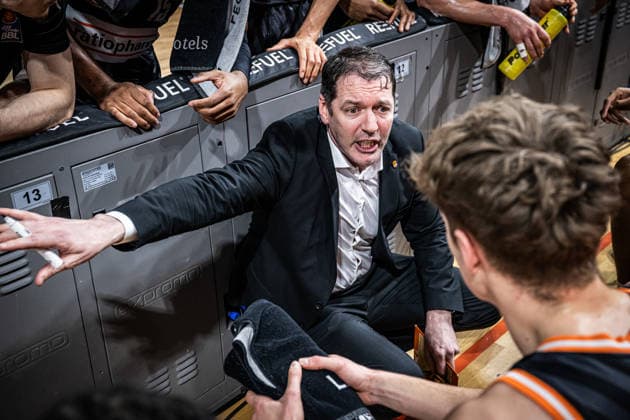 1 Basketball Bundesliga, easyCredit BBL, Season 2025 2026, Men, Main Round, Matchday 20, 14 02 2026, RASTA Vechta ratiopharm Ulm Ty Harrelson Head Coach ratiopharm ulm during the game Vechta RASTA Dome Lower Saxony Germany