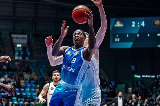 William Christmas Skyliners Frankfurt, 08 GER, Skyliners Frankfurt vs Basketball Loewen Braunschweig, Basketball, easycredit BBL, Bundesliga, Matchday 20, Season 2025 2026 14 02 2026 Eibner Pressefoto Attila Ziga GER, Skyliners Frankfurt vs Basketball Loewen Braunschweig, Basketball, easycredit BBL, Bundesliga, Matchday 20, Season 2025 2026 14 02 2026 Frankfurt am Main Copyright: xEibner-Pressefotox EP_AZA
