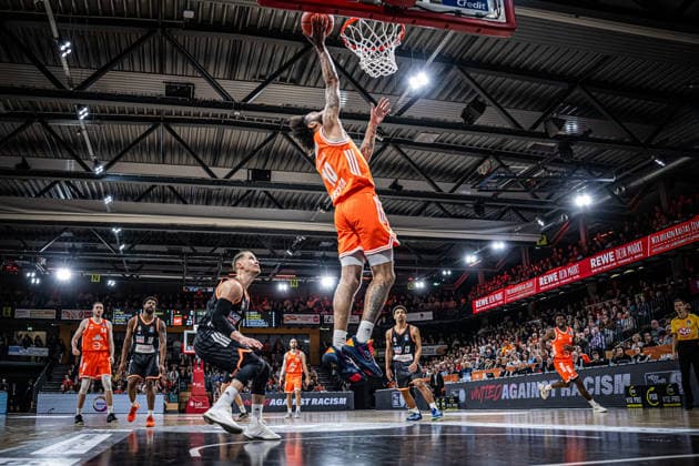 1 Basketball Bundesliga, easyCredit BBL, Season 2025 2026, Men, Main Round, Matchday 20, 14 02 2026, RASTA Vechta ratiopharm Ulm Tevin Brown 10 RASTA Vechta at the basket Vechta RASTA Dome Lower Saxony Germany