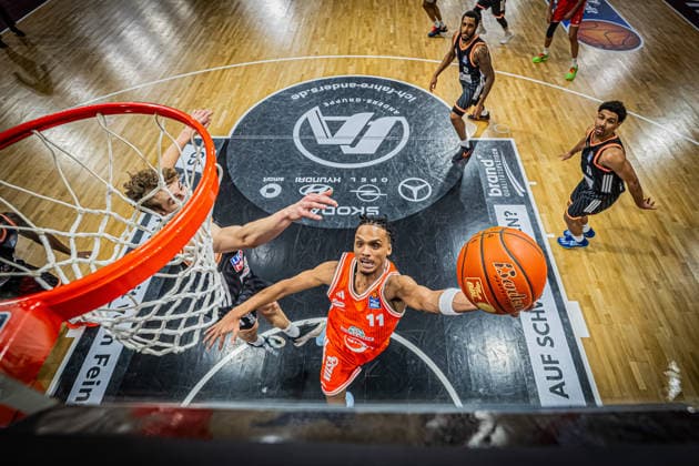 1 Basketball Bundesliga, easyCredit BBL, Season 2025 2026, Men, Main Round, Matchday 20, 14 02 2026, RASTA Vechta ratiopharm Ulm Alonzo Verge 11 RASTA Vechta at the basket Vechta RASTA Dome Lower Saxony Germany