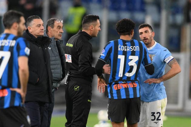 Foto IPP Roberto Ramaccia Roma 14 2 2026 Campionato di Calcio Serie A 2025 2026 Lazio vs Atalanta Nella foto Danilo Cataldi of SS Lazio and Ederson of Atalanta BC Italy Photo Press - World Copyright Roma italy Italia ITALY  Copyright: xR4924_italyphotopressx