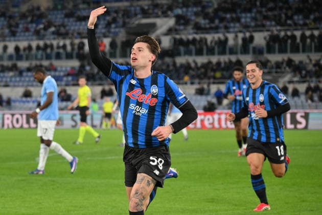 Foto IPP Roberto Ramaccia Roma 14 2 2026 Campionato di Calcio Serie A 2025 2026 Lazio vs Atalanta Nella foto Nicola Zalewski of Atalanta BC celebrates after scoring goal in the 60th minute for 0-2 Italy Photo Press - World Copyright Roma italy Italia ITALY  Copyright: xR4924_italyphotopressx