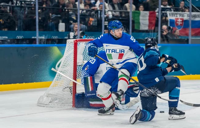 February 14, 2026, Milan, Lombardy, Italy: Forward Sebastian Aho 20 of Team Finland makes a goal against Team Italy in the Preliminary Round Group B at the Milano Santagiulia Ice hockey, Eishockey Arena in MILAN, Italy during the 2026 Milano Cortina Winter Olympics. Milan Italy - ZUMAa161 20260214_oly_a161_064 Copyright: xWalterxG.xArcex
